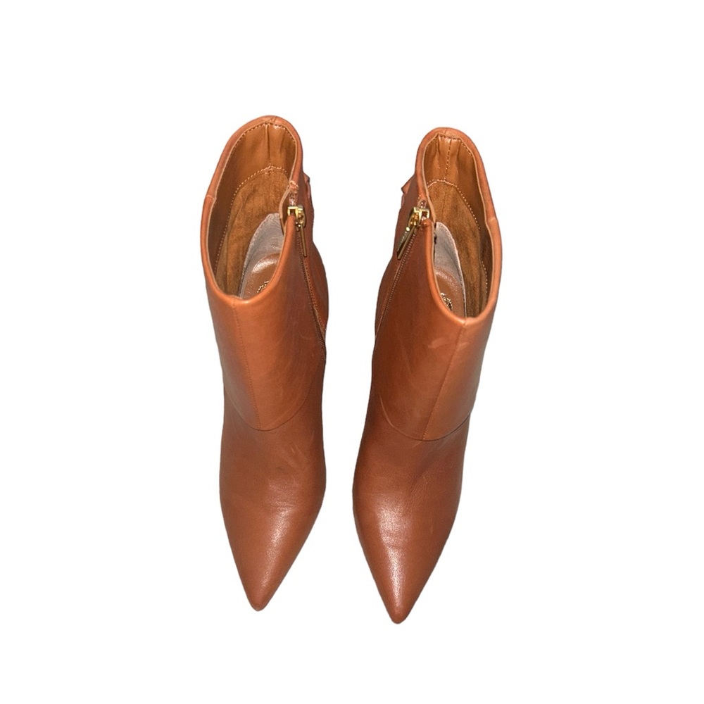 Vince Camuto